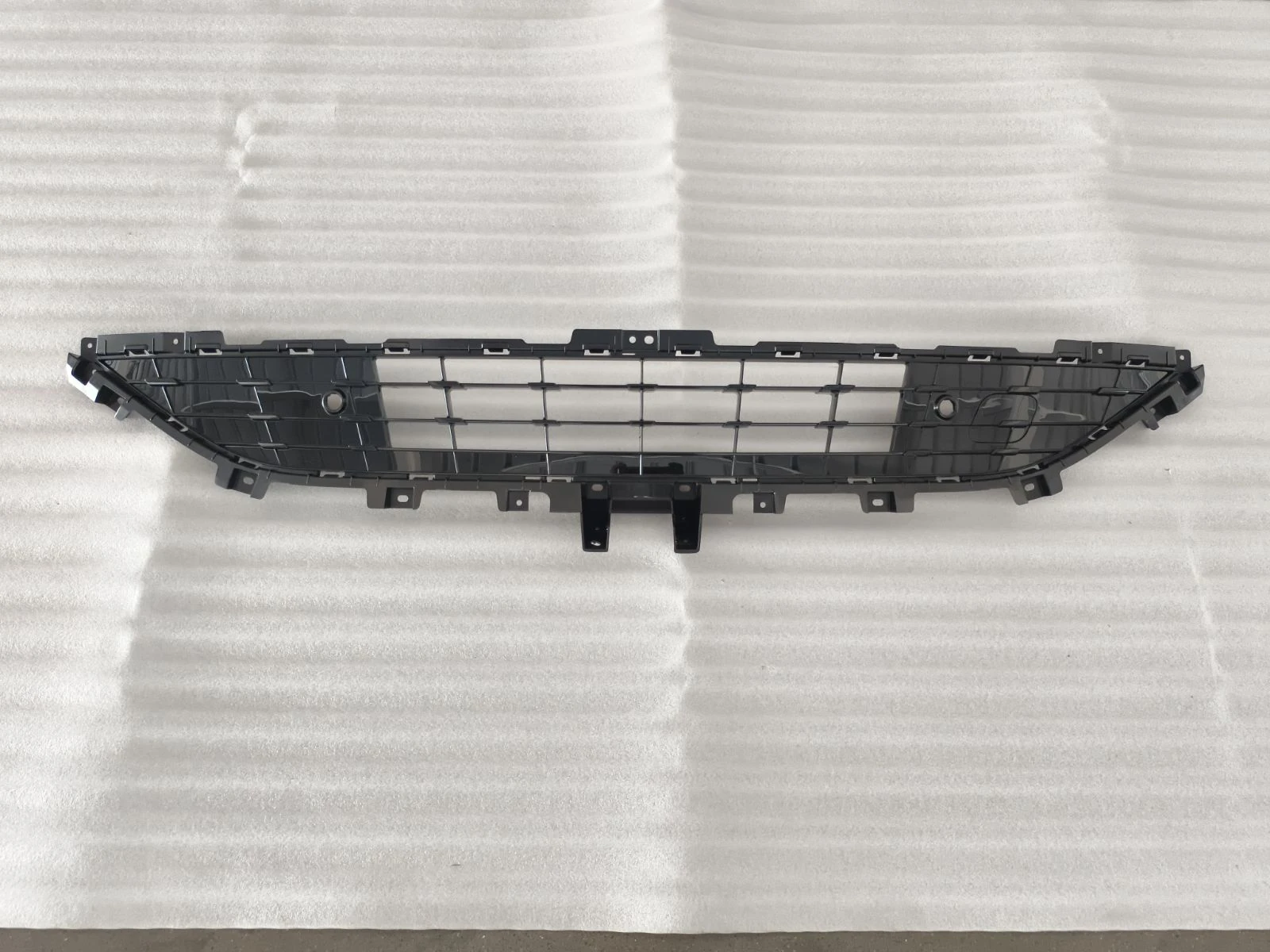 Sealion 06 Center Grille